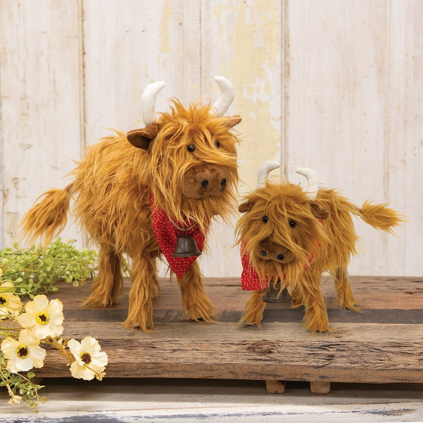 Fluffy Highland Cow w/Bandana and Bell - 9"