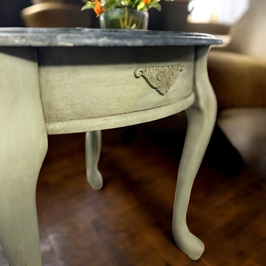 Beautiful 24' Side Table with Decoupage of Roses