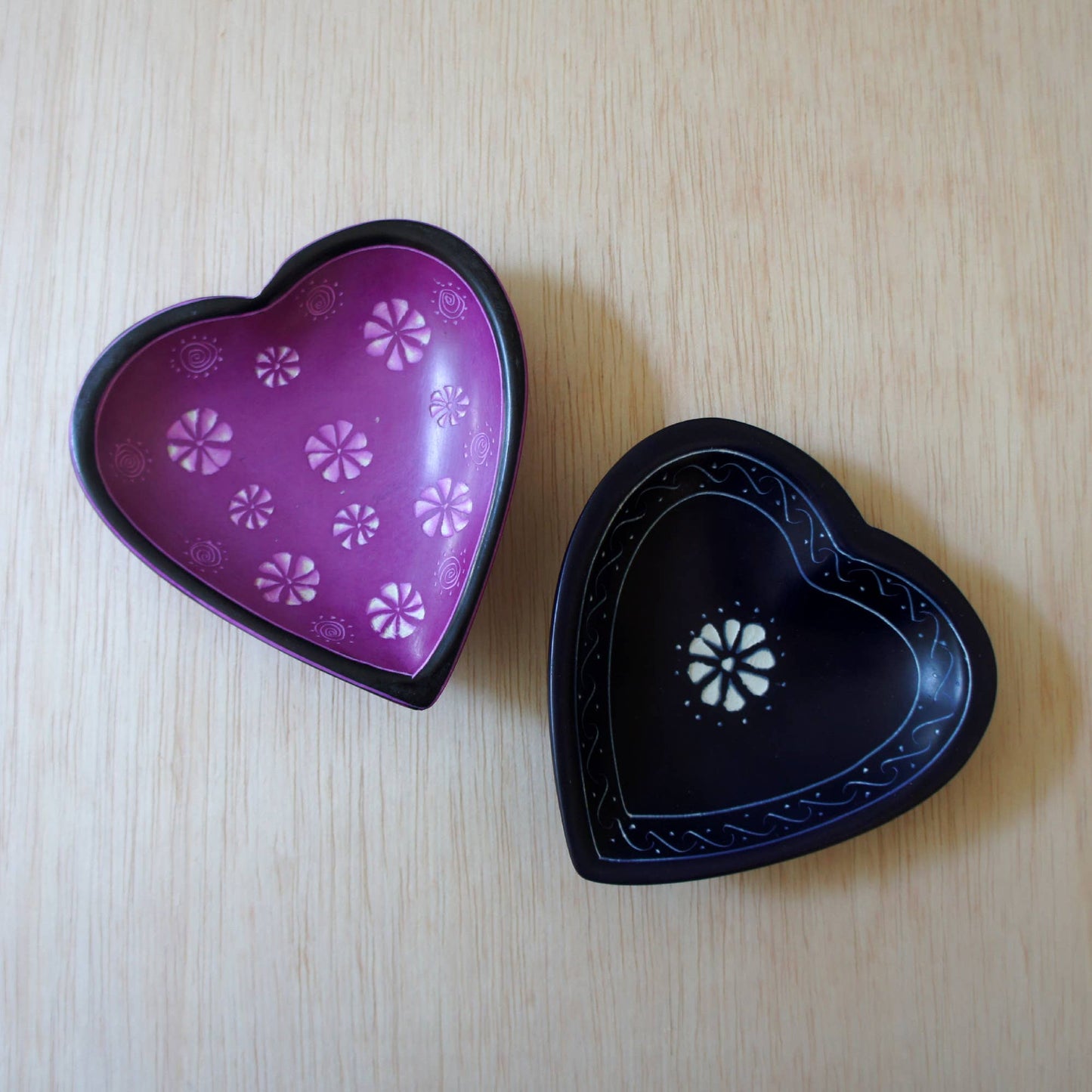 Pattern Heart Dish