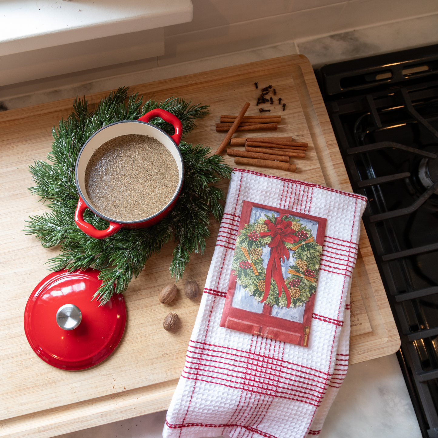 Fresh Scents | Red Door Wreath Sachets | Holiday, Christmas