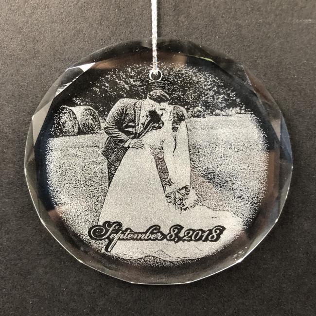 http://enchantedmemoriesbranson.com/cdn/shop/products/Engraved-Crystal-Wedding-Photo-Christmas-Ornament.jpg?v=1599937704