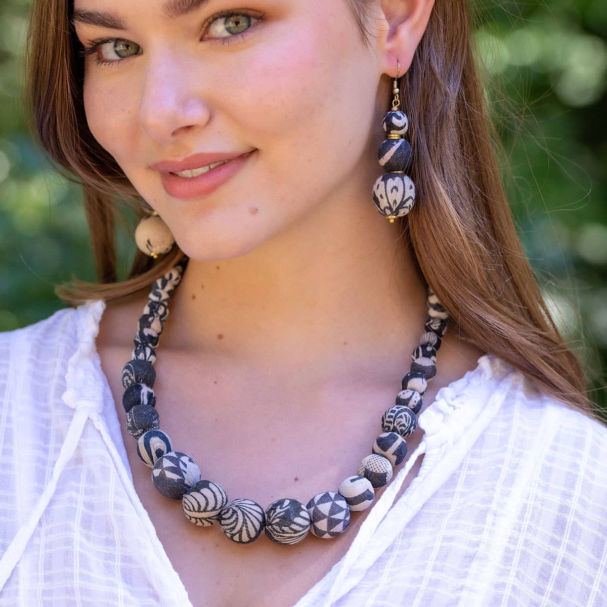 Aasha Cascade Monochrome Beaded & Handcrafted Necklace