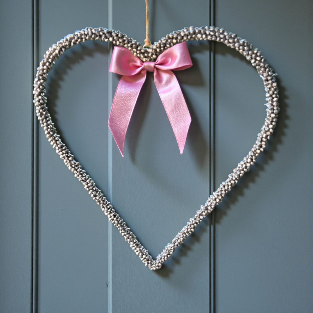 Hanging Jingle Bell Nickel-Plated Heart Wreath-Garden Bell
